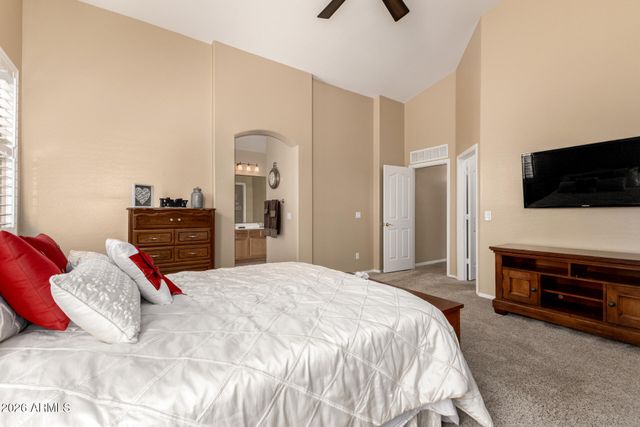 4875 E BELLERIVE Drive, Chandler, AZ 85249