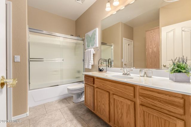 4875 E BELLERIVE Drive, Chandler, AZ 85249