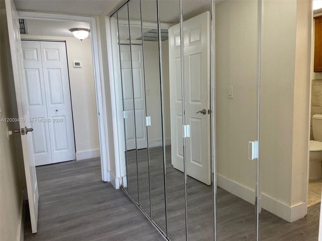 9471 Evergreen Place 401, Davie, FL 33324