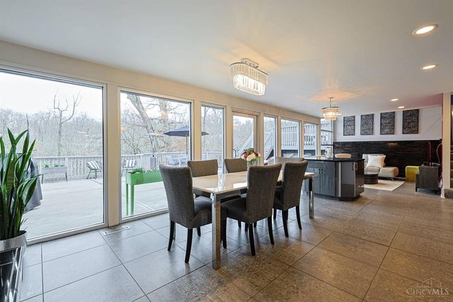 311 Ritchie Avenue, Wyoming, OH 45215