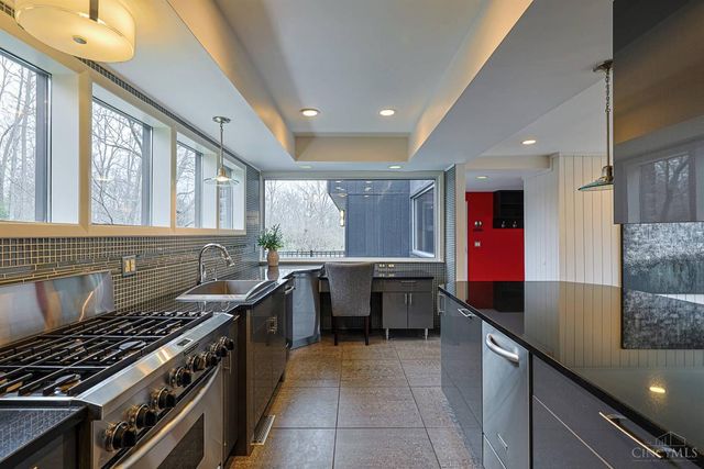 311 Ritchie Avenue, Wyoming, OH 45215