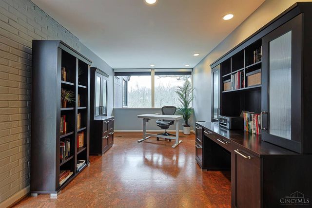 311 Ritchie Avenue, Wyoming, OH 45215