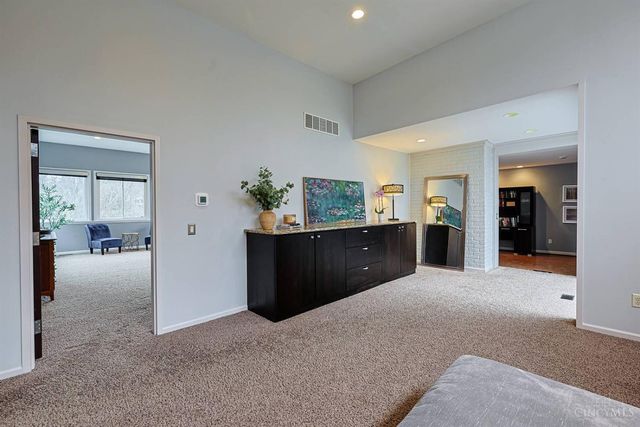 311 Ritchie Avenue, Wyoming, OH 45215