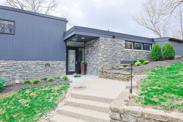 311 Ritchie Avenue, Wyoming, OH 45215