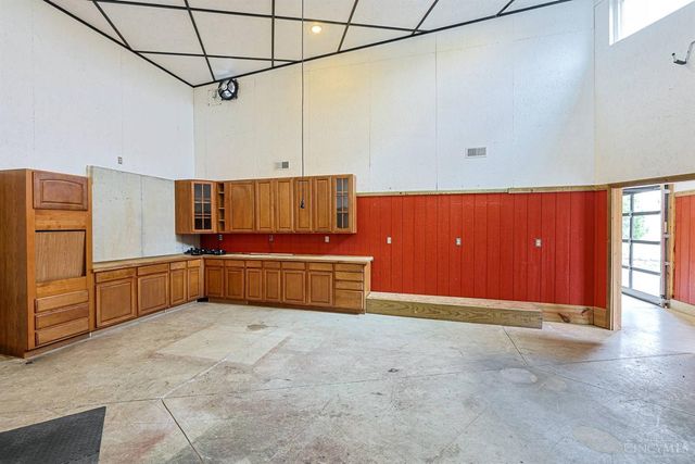 311 Ritchie Avenue, Wyoming, OH 45215