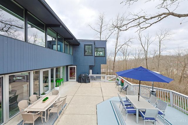 311 Ritchie Avenue, Wyoming, OH 45215