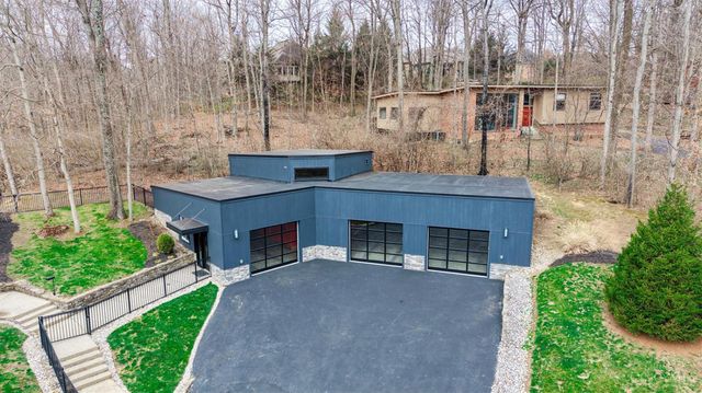 311 Ritchie Avenue, Wyoming, OH 45215