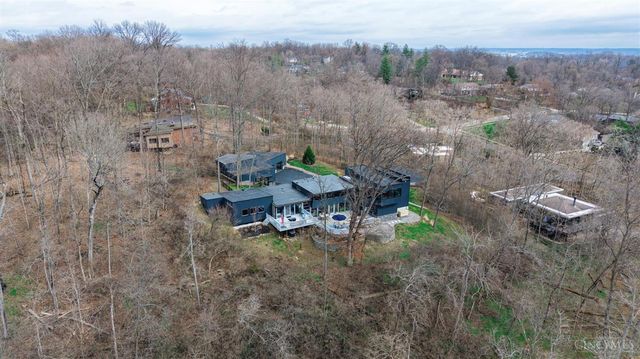 311 Ritchie Avenue, Wyoming, OH 45215