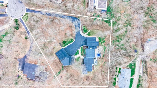 311 Ritchie Avenue, Wyoming, OH 45215