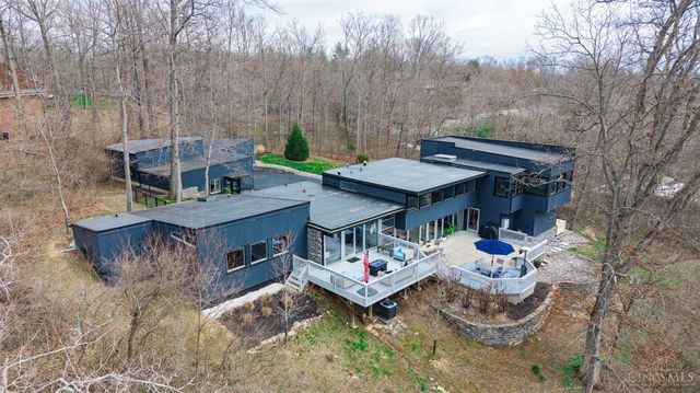 311 Ritchie Avenue, Wyoming, OH 45215