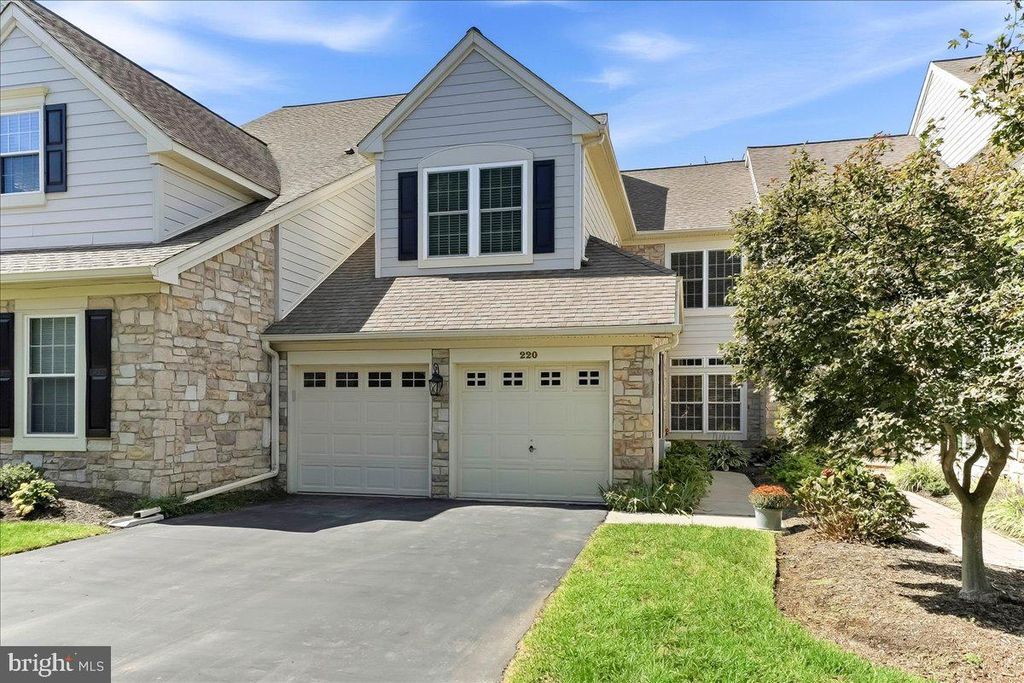 220 GREENBRIAR DR, WEST CHESTER, PA 19382 — photo 2