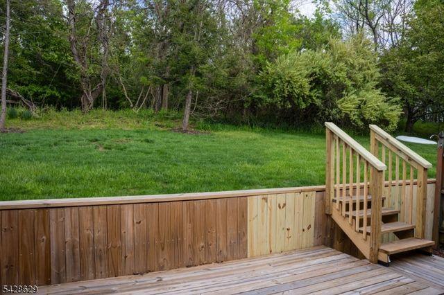 5 Elm Ter, Raritan Twp., NJ 08822