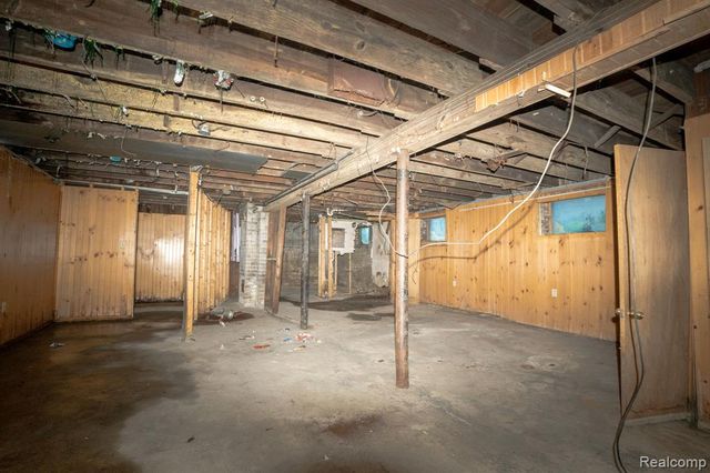 3318 Clairmount Street, Detroit, MI 48206