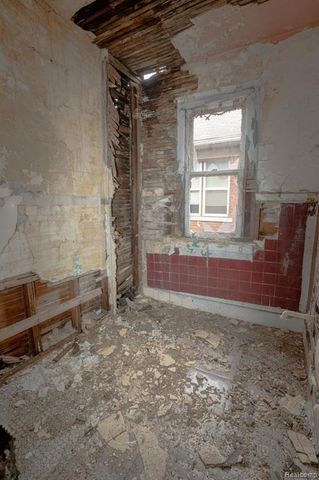 3318 Clairmount Street, Detroit, MI 48206