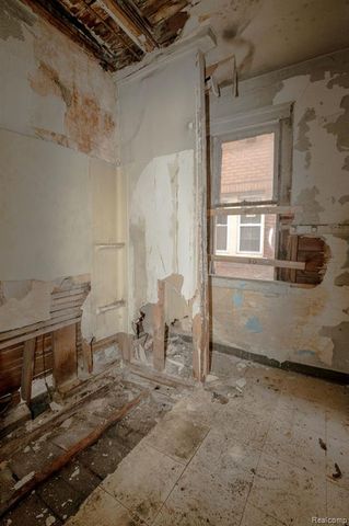 3318 Clairmount Street, Detroit, MI 48206