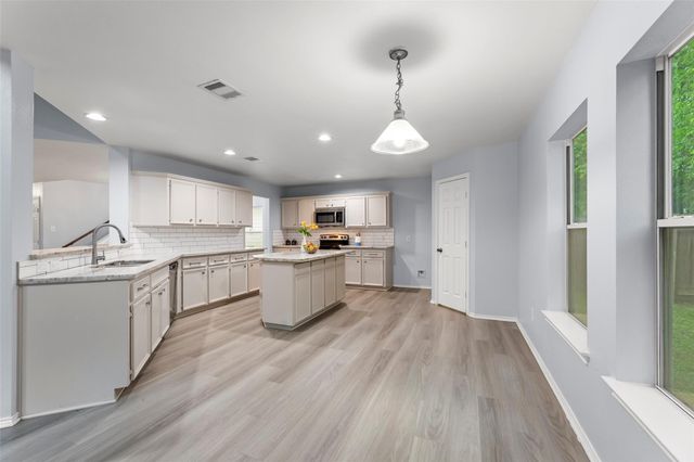 11745 Logan Ridge Drive, Houston, TX 77072