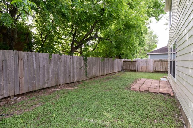 11745 Logan Ridge Drive, Houston, TX 77072