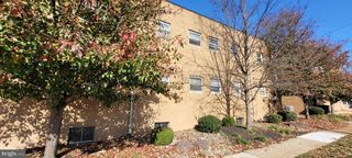 3 W PARK AVE #APT 2, Oaklyn, NJ 08107