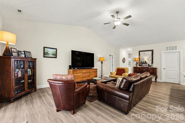 115 Tradesmen Trail, Troutman, NC 28166