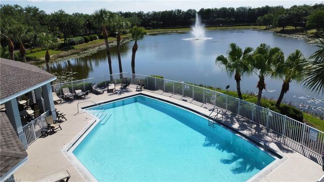 8860 Fawn Ridge DR, Fort Myers, FL 33912