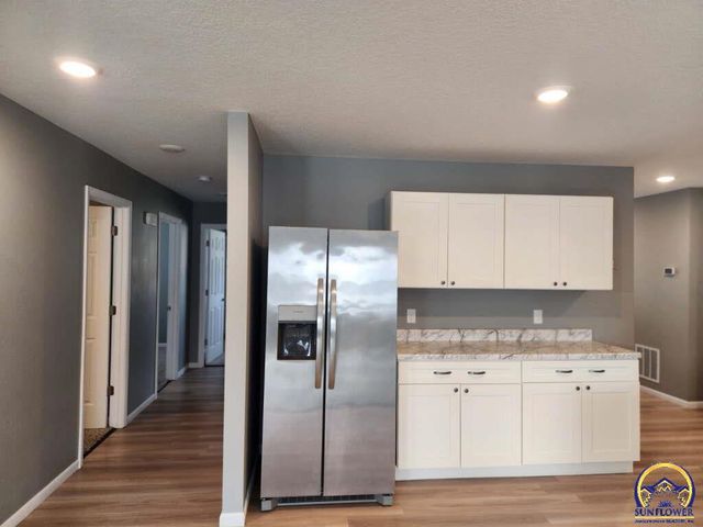 627 Oak ST, Emporia, KS 66801