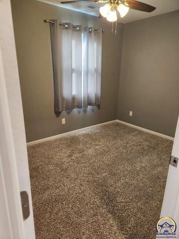 627 Oak ST, Emporia, KS 66801