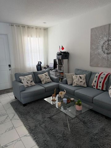 7733 STONE CREEK TRAIL, Kissimmee, FL 34747