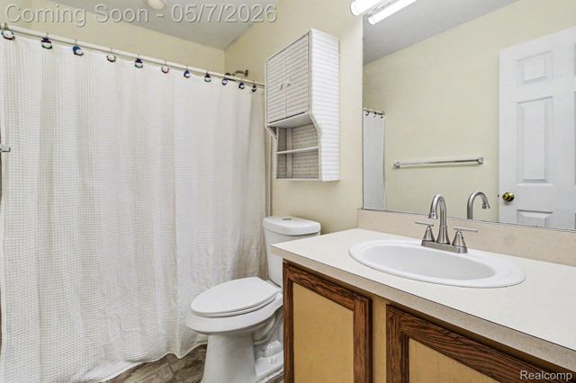 7843 Briarbrook Drive, Ypsilanti Charter Township, MI 48197
