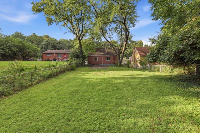 1694 Ashbrook Drive, Cincinnati, OH 45238