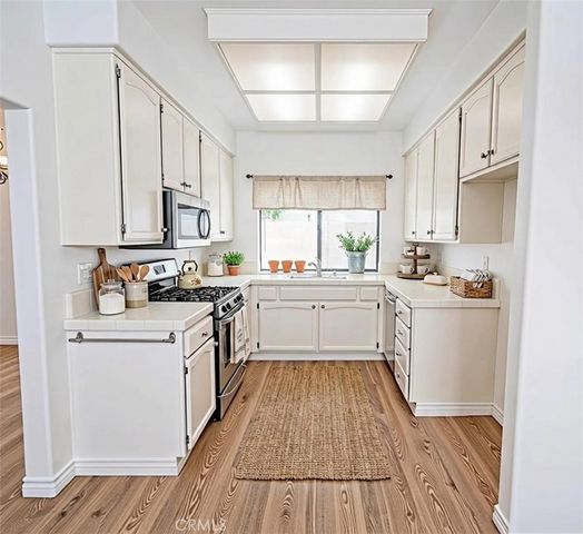 4797 Taranto, Oak Park, CA 91377