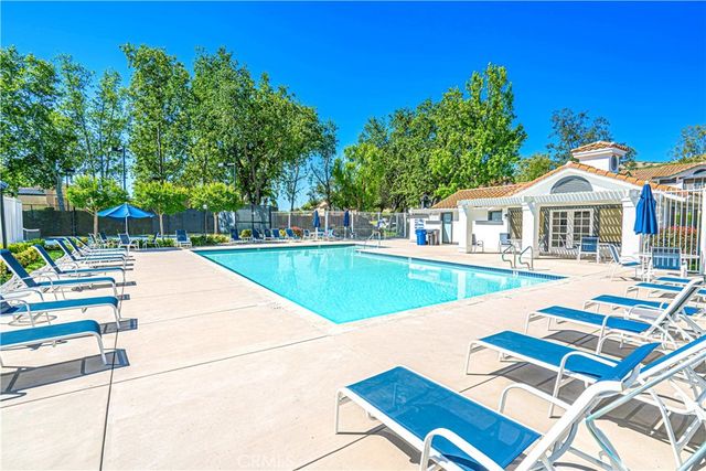 4797 Taranto, Oak Park, CA 91377