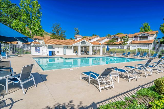 4797 Taranto, Oak Park, CA 91377