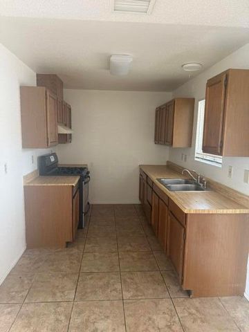 65894 5th Street, Desert Hot Springs, CA 92240