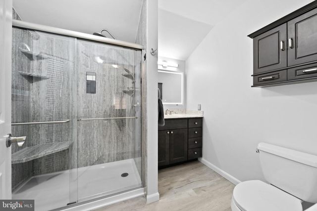 4 CASTLE CT, Bordentown, NJ 08620