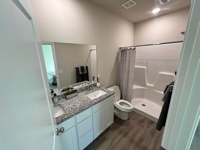 3139 E Highridge Ct, Park City, KS 67219