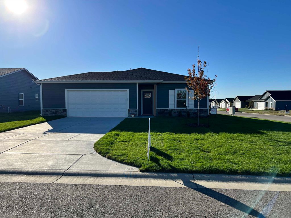 3139 E Highridge Ct, Park City, KS 67219