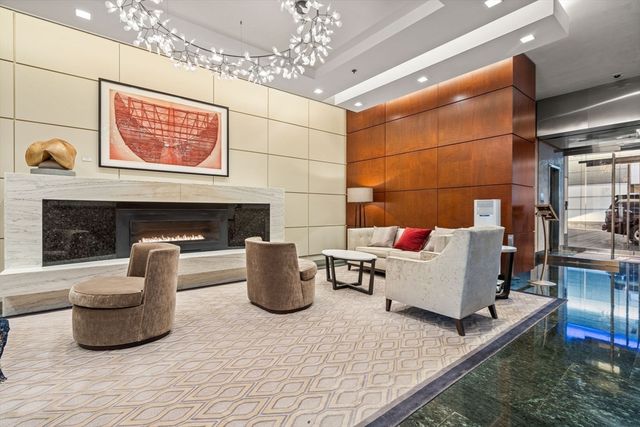 1 Charles St S 6-A, Boston, MA 02116