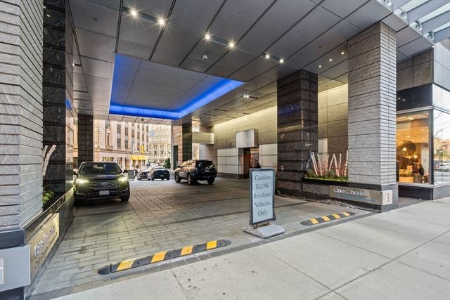 1 Charles St S 6-A, Boston, MA 02116