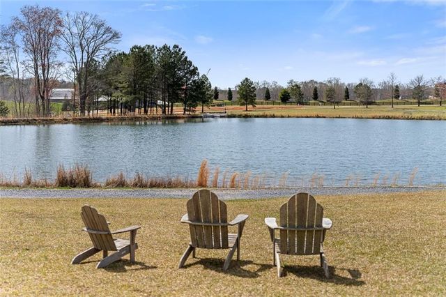 155 Breakspear Lane, Fayetteville, GA 30214