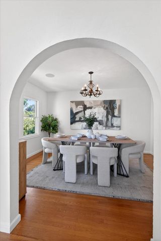 1315 James Avenue, Redwood City, CA 94062