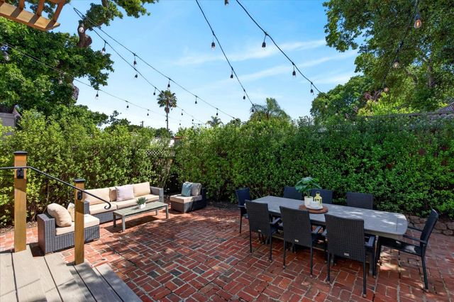 1315 James Avenue, Redwood City, CA 94062