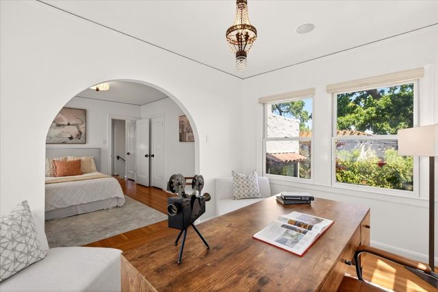 1315 James Avenue, Redwood City, CA 94062