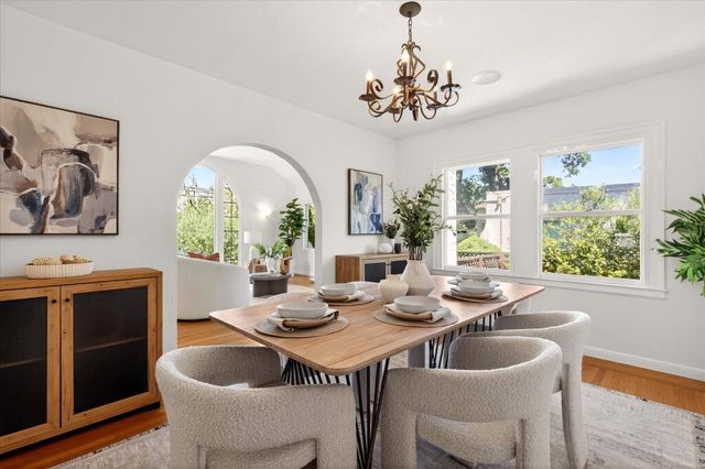 1315 James Avenue, Redwood City, CA 94062