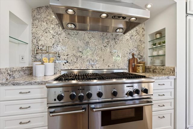 1315 James Avenue, Redwood City, CA 94062