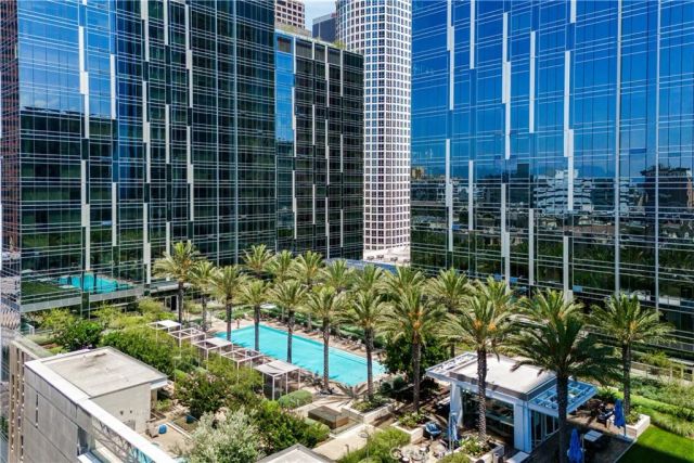 877 S Francisco Street 717, Los Angeles, CA 90017