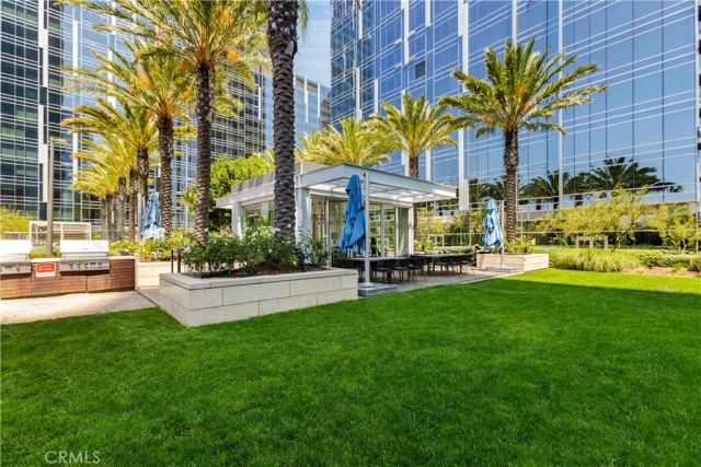 877 S Francisco Street 717, Los Angeles, CA 90017