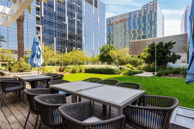 877 S Francisco Street 717, Los Angeles, CA 90017