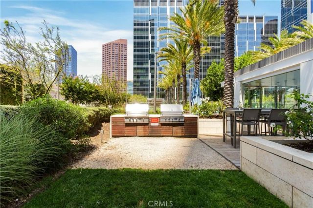 877 S Francisco Street 717, Los Angeles, CA 90017