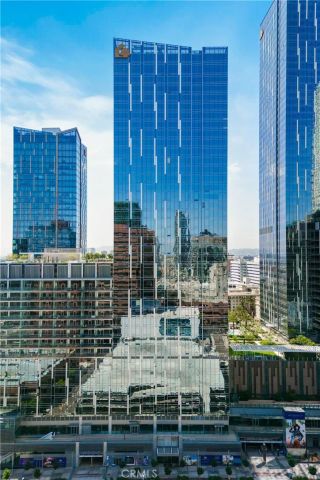877 S Francisco Street 717, Los Angeles, CA 90017