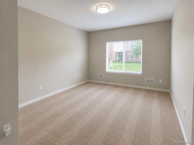 54601 Monarch Drive, Shelby Twp, MI 48316